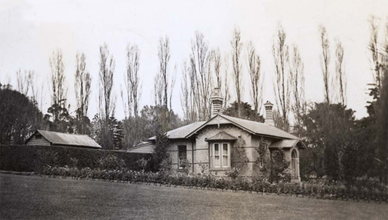 Sinclairs' Cottage 1930
